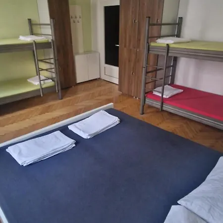 Histria Hostel *