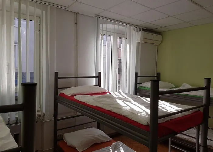 شباب هيستريا كوبر