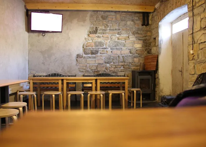 بيت شباب شباب هيستريا كوبر