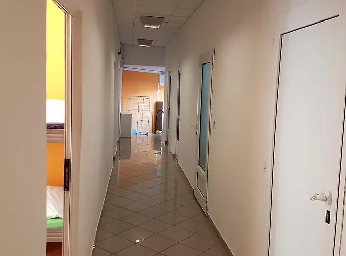 شباب هيستريا كوبر